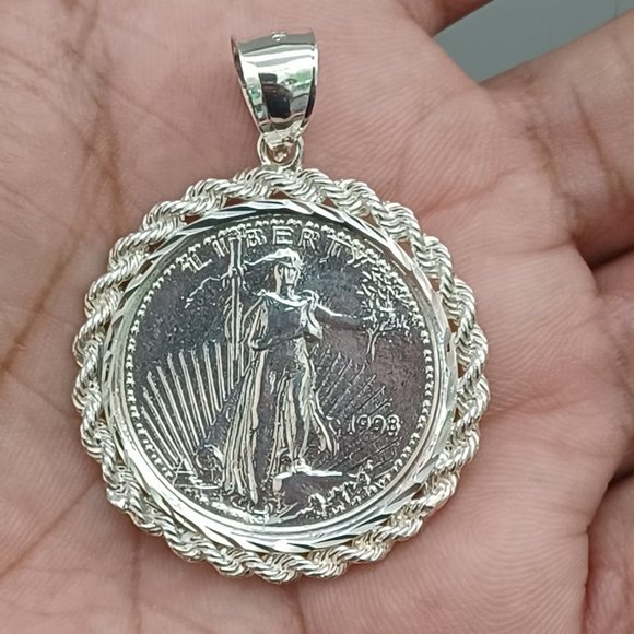 925 Sterling Silver Pendant